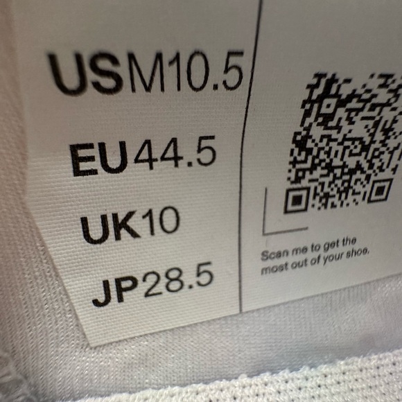 ON Men's White Athletic Shoes - Picture 4 of 5